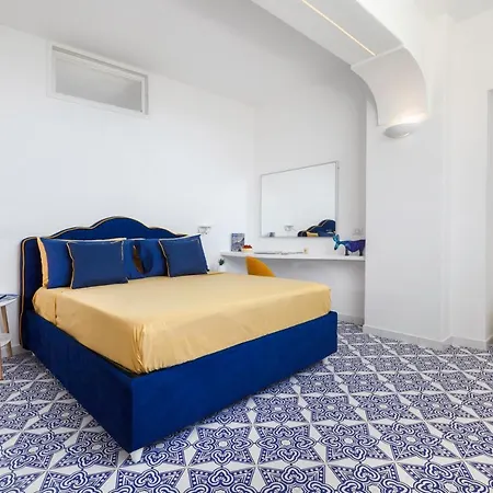 Casa Lou