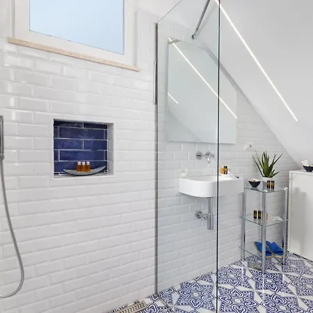 Casa Lou بيت للعطل بوسيتانو