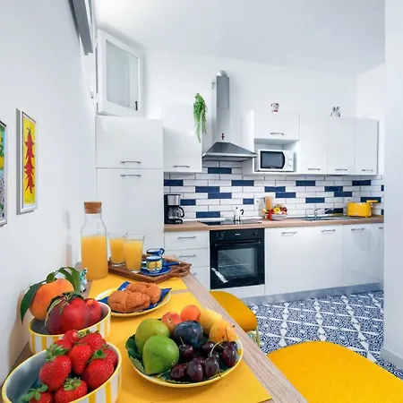Casa Lou 펜션